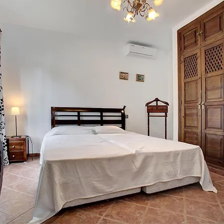 Villa Rustica, El Rosario *